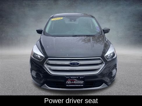 Used 2019 Ford Escape SE image 10