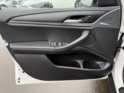 Used 2024 BMW X3 xDrive30i w/ Convenience Package image 14