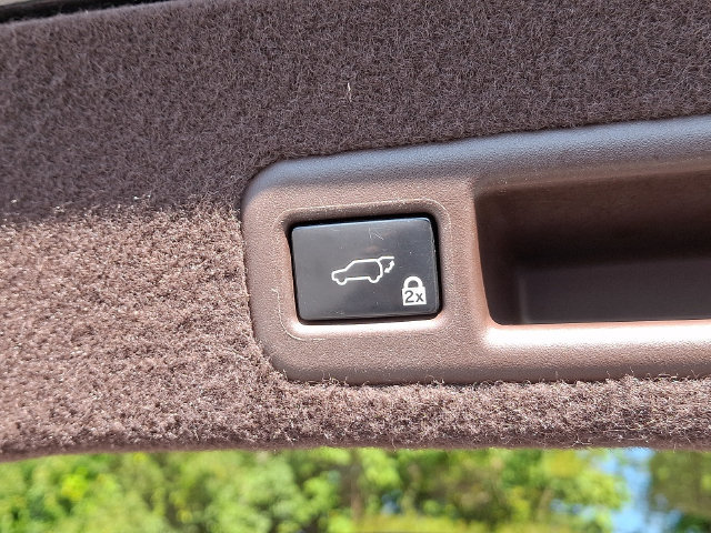 Used 2017 Lexus RX 350 AWD w/ Premium Package image 32