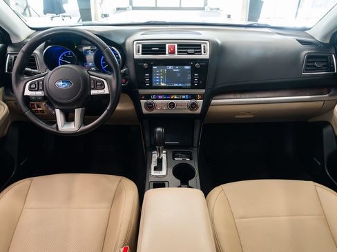 Used 2015 Subaru Outback 2.5i Limited AWD/4WD image 9