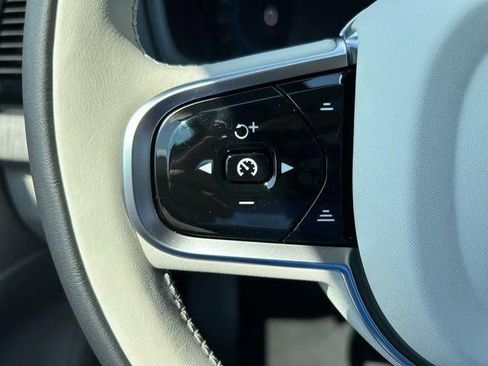 New 2025 Volvo XC90 T8 Plus w/ Protection Package Premier AWD/4WD image 27
