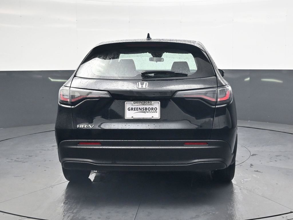 Used 2024 Honda HR-V LX image 7