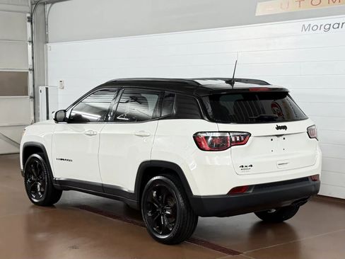 Used 2018 Jeep Compass Latitude w/ Popular Equipment Group AWD/4WD image 5