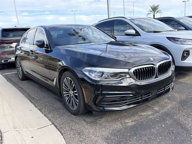 Used 2019 BMW 540i w/ Executive Package RWD image 3