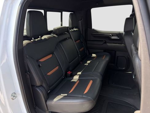 Used 2023 GMC Sierra 1500 AT4 w/ AT4 Premium Package AWD/4WD image 28