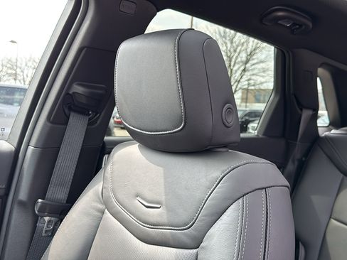 New 2026 Cadillac XT5 Sportv w/ LPO, Floor Liner Package image 26