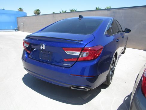 Used 2022 Honda Accord Sport image 3