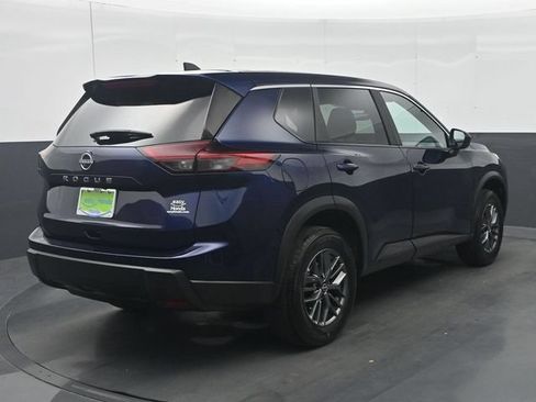Used 2026 Nissan Rogue SV FWD image 7