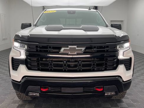 Used 2024 Chevrolet Silverado 1500 LT Trail Boss w/ Convenience Package II AWD/4WD image 12