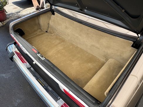 Used 1987 Mercedes-Benz 560 SL image 42