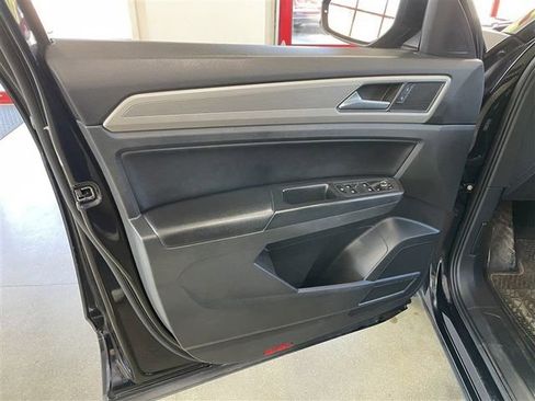 Used 2018 Volkswagen Atlas SE AWD/4WD image 10