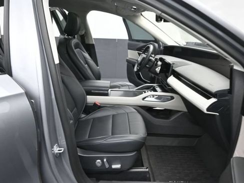 Certified 2024 Lincoln Nautilus Premier w/ Equipment Group 102A AWD/4WD image 31