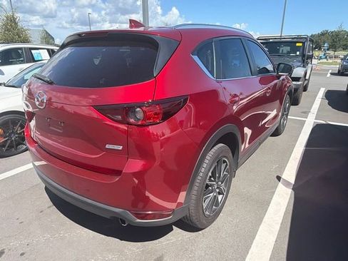 Used 2018 MAZDA CX-5 Touring w/ Preferred Equipment Package FWD image 4