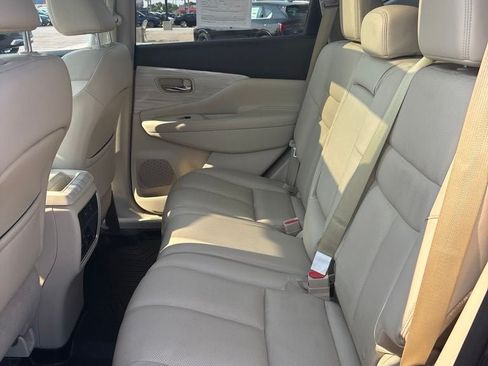 Used 2016 Nissan Murano Platinum w/ Platinum Technology Package FWD image 26