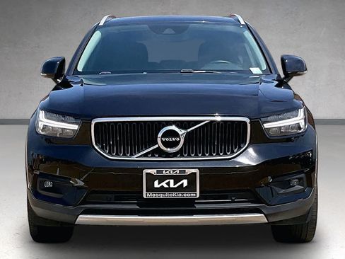 Used 2021 Volvo XC40 T5 Momentum w/ Climate Package AWD/4WD image 6