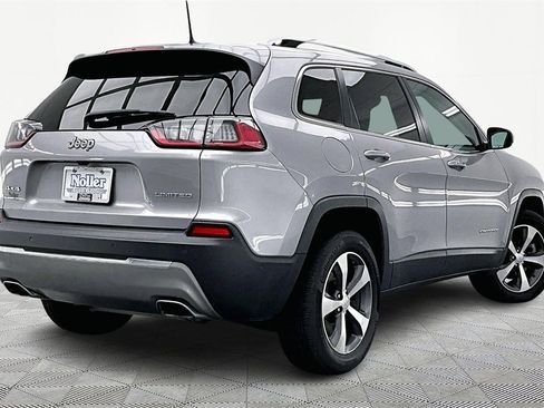 Used 2021 Jeep Cherokee Limited w/ Elite Package image 2