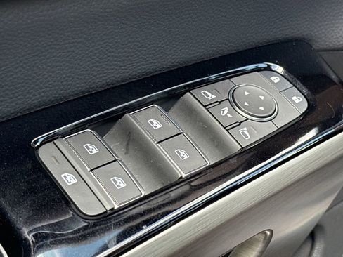 Used 2025 Nissan Pathfinder Platinum w/ Cargo Package FWD image 32