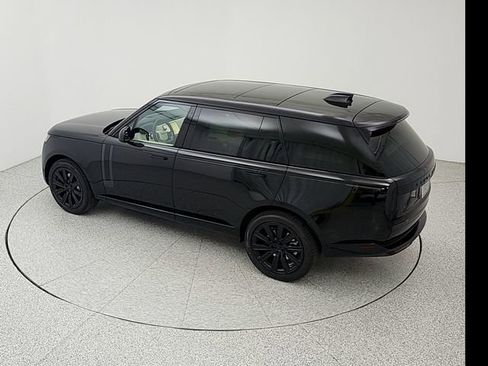 New 2026 Land Rover Range Rover Long Wheelbase SE AWD/4WD image 39