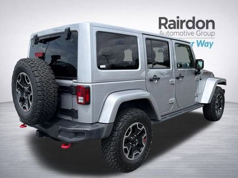 Used 2015 Jeep Wrangler Unlimited Rubicon AWD/4WD image 8