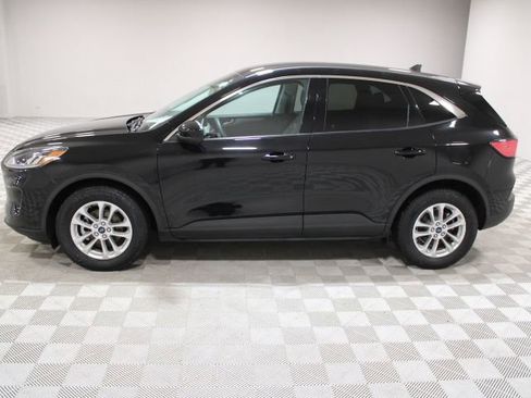 Used 2021 Ford Escape SE image 7