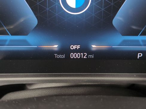 Used 2026 BMW 330i xDrive Sedan w/ Premium Package image 17