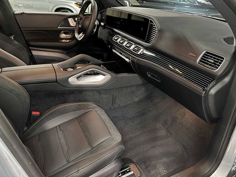 New 2026 Mercedes-Benz GLE 53 AMG 4MATIC image 12