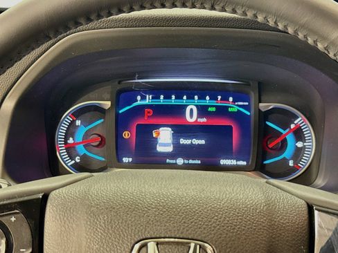 Used 2022 Honda Pilot Special Edition image 12