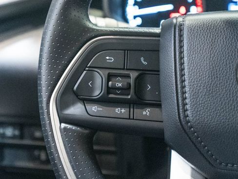 Certified 2026 Toyota Tundra SR5 AWD/4WD image 17