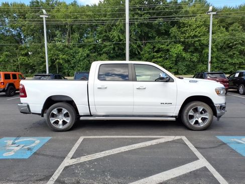 Used 2023 RAM 1500 Laramie AWD/4WD image 5