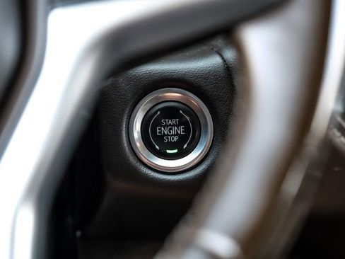 Used 2023 Chevrolet Tahoe LS RWD image 17