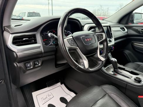 Used 2019 GMC Acadia SLT image 13