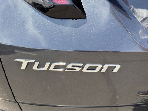 Used 2024 Hyundai Tucson Limited FWD image 24