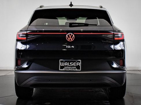 Used 2024 Volkswagen ID.4 S image 7