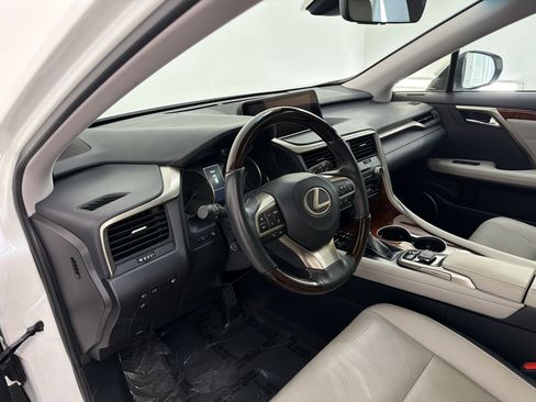 Used 2019 Lexus RX 450hL Premium w/ Premium Package AWD/4WD image 4