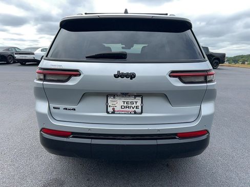 Used 2021 Jeep Grand Cherokee L Laredo AWD/4WD image 6