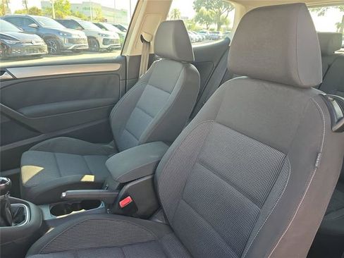 Used 2012 Volkswagen Golf 2-Door FWD image 11