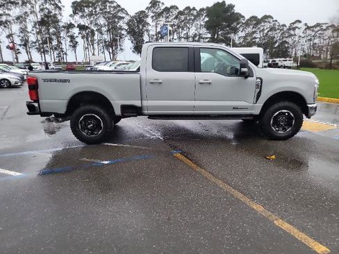 New 2026 Ford F250 XLT w/ XLT Premium Package image 7