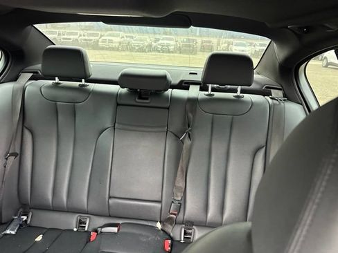Used 2018 BMW 530i RWD image 9