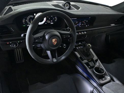 Used 2026 Porsche 911 GT3 RWD image 4