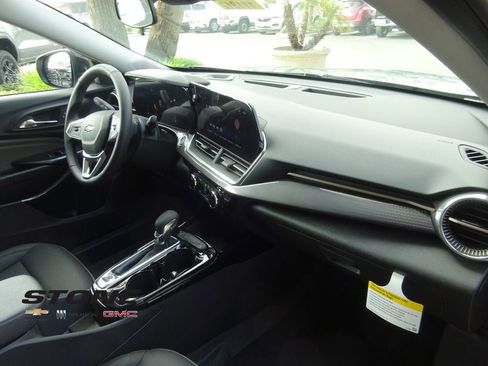 New 2026 Chevrolet Trax ACTIV w/ Driver Confidence Package image 15