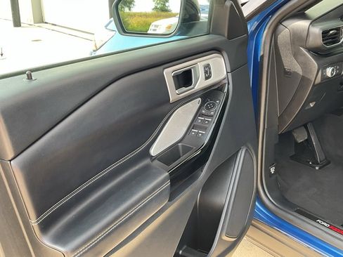 Used 2022 Ford Explorer ST w/ Equipment Group 401A image 8