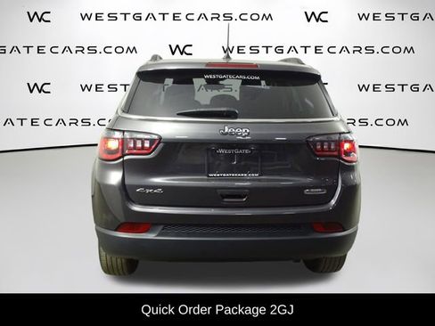 Used 2022 Jeep Compass Latitude image 7