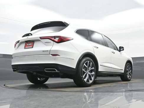 Used 2022 Acura MDX SH-AWD w/ Technology Package image 34