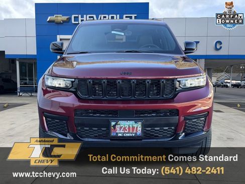 Used 2025 Jeep Grand Cherokee L Altitude image 7