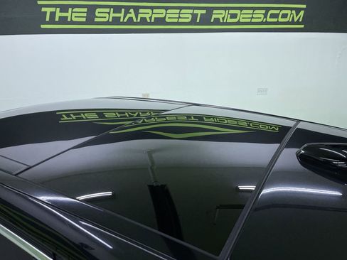 Used 2019 Jaguar F-PACE Prestige image 17