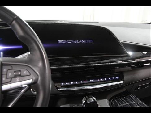 Used 2022 Cadillac Escalade Sport w/ Touring Package AWD/4WD image 10