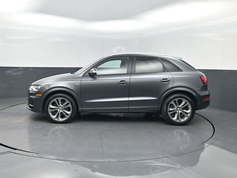 Used 2018 Audi Q3 2.0T Premium FWD image 3