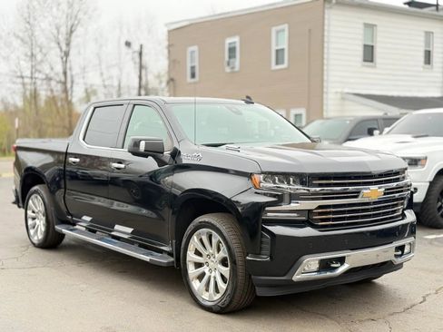 Used 2020 Chevrolet Silverado 1500 High Country w/ Technology Package AWD/4WD image 5