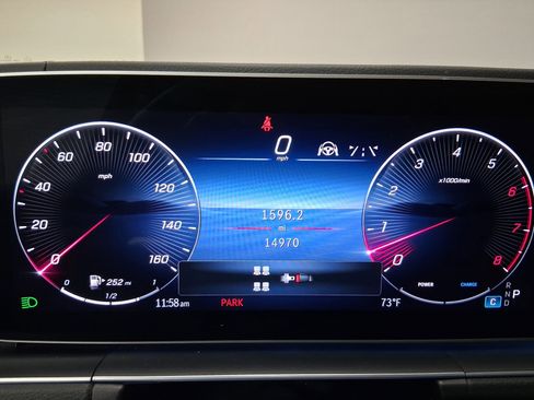 Used 2025 Mercedes-Benz GLS 450 4MATIC image 18