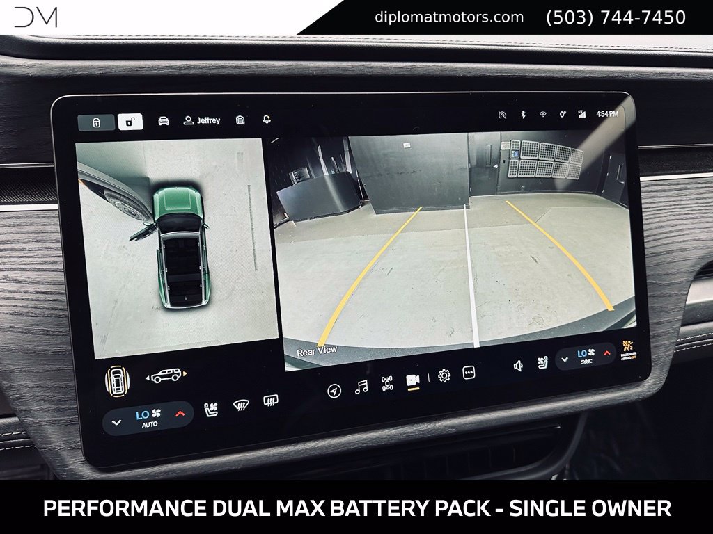 Used 2025 Rivian R1S Adventure Dual AWD/4WD image 41